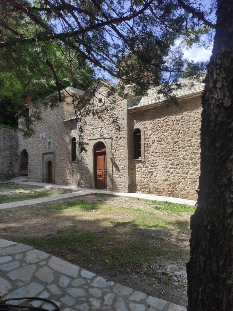 Ξενοδοχείο Μαγκιωση Neraïdochóri Eksteriør bilde
