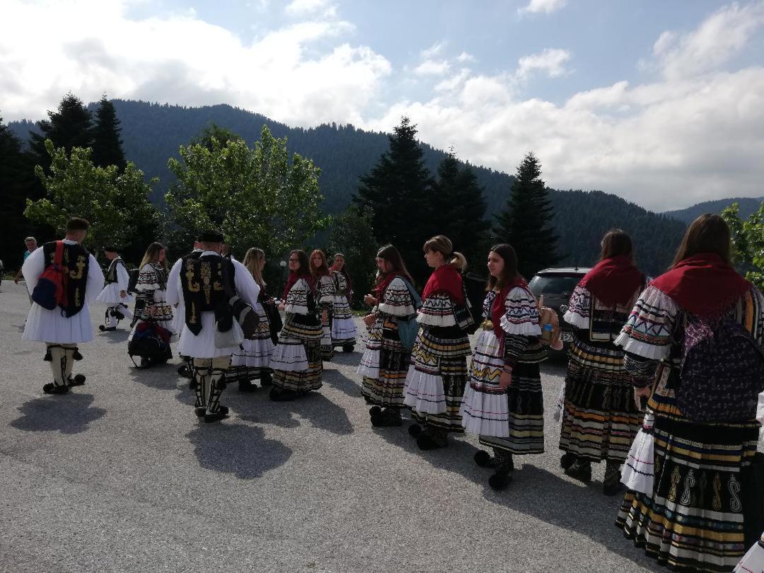 Ξενοδοχείο Μαγκιωση Neraïdochóri Eksteriør bilde